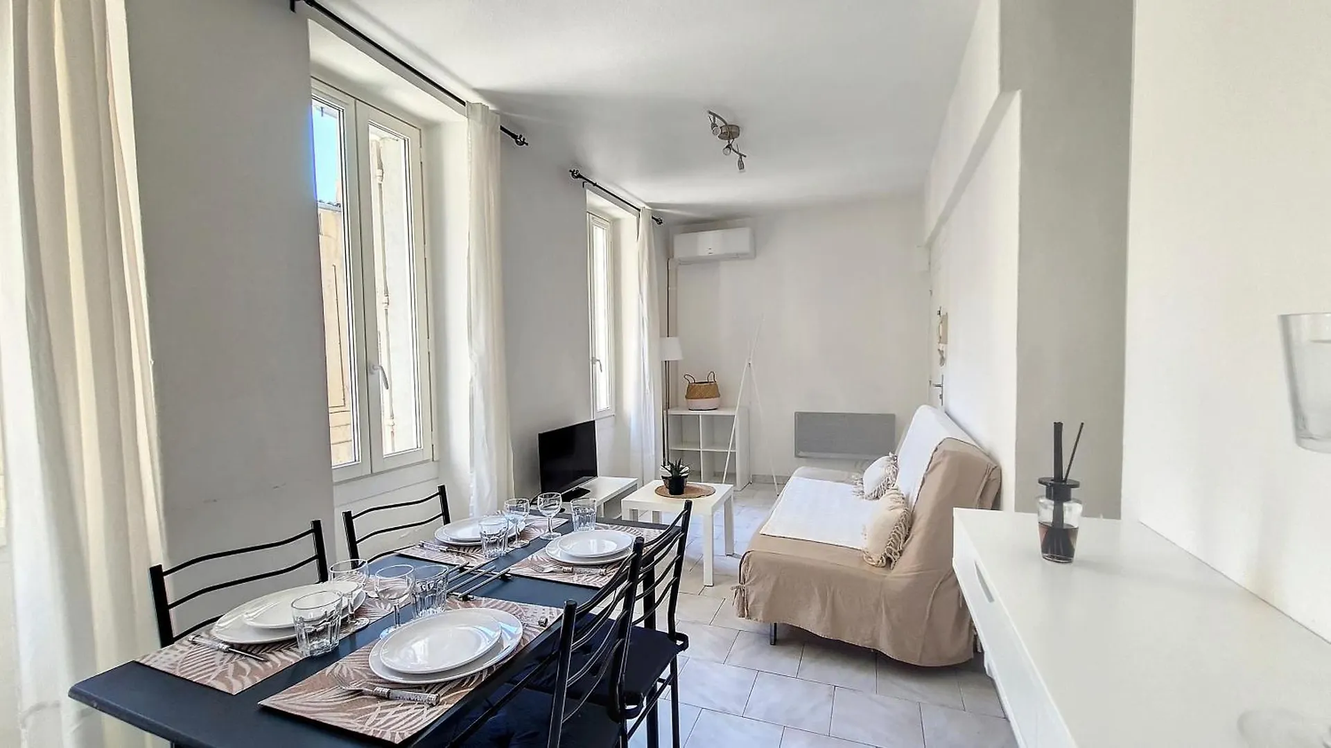 Appartement Lumineux, Climatise, Coeur De Ville. location